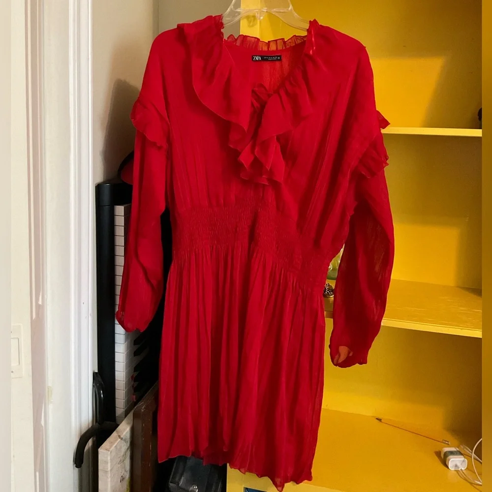 Red Ruffled dress - Picture 4 of 4